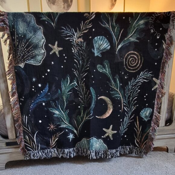 Mystical Sea Life | Woven Throw Blanket - Picture 1 of 5